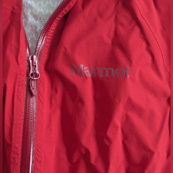 Marmot Men’s Rain Shell Jacket – Red Waterproof Hooded Windbreaker - Picture 3 of 6
